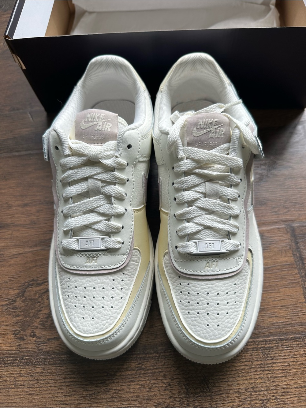 NEW -Nike Air Force 1 - Shadow -White Sneakers with Lavender and Cream  size 7.5 - Picture 3 of 7